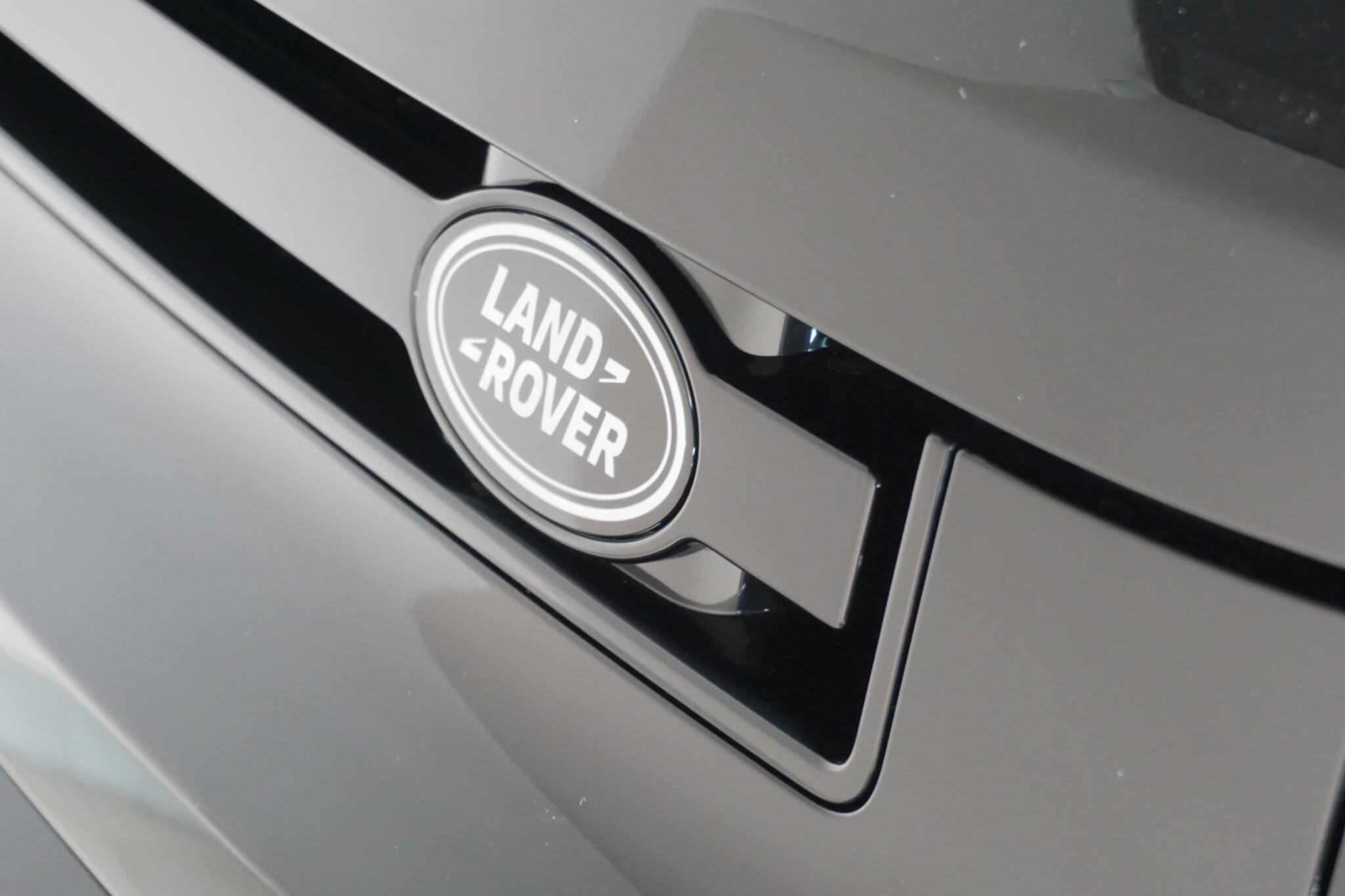 Land Rover Defender 110 3.0 D350 MHEV X-Dynamic HSE Hard Top SUV 5dr Diesel Auto 4WD MWB Euro 6 (s/s) (350 ps)